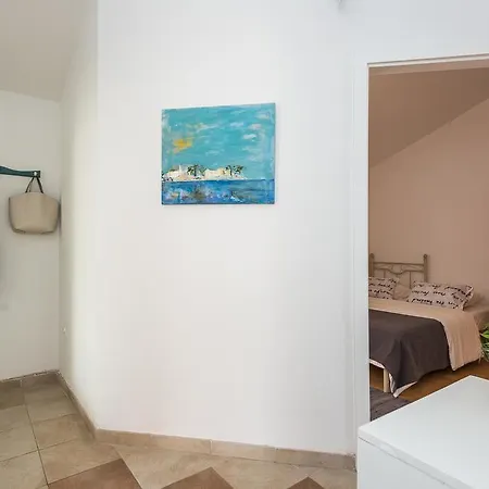 Apartment Chiara *