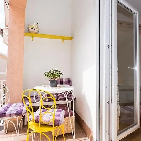 Chiara Apartment *